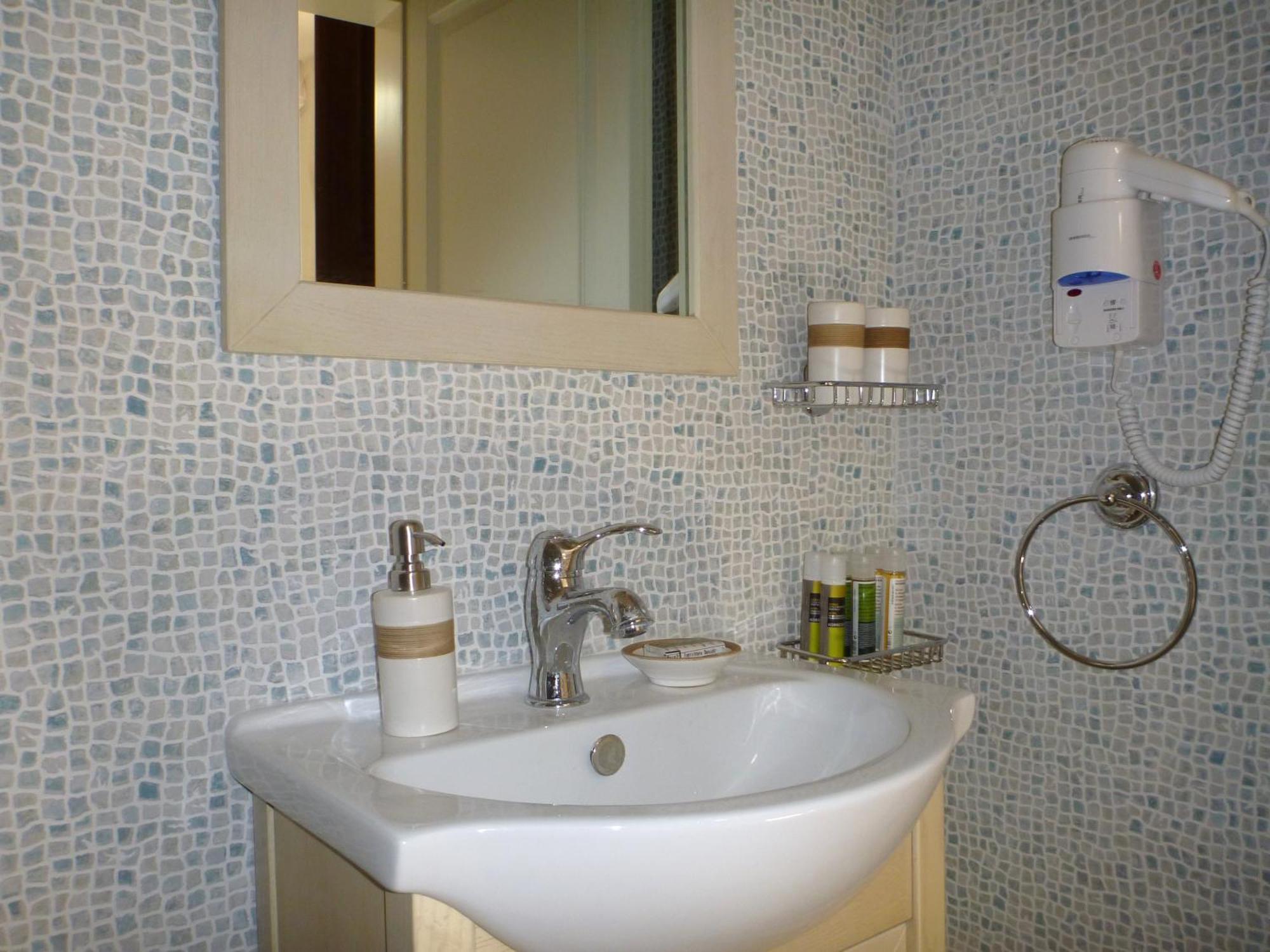 Bright Sun Villas Chalki Town エクステリア 写真