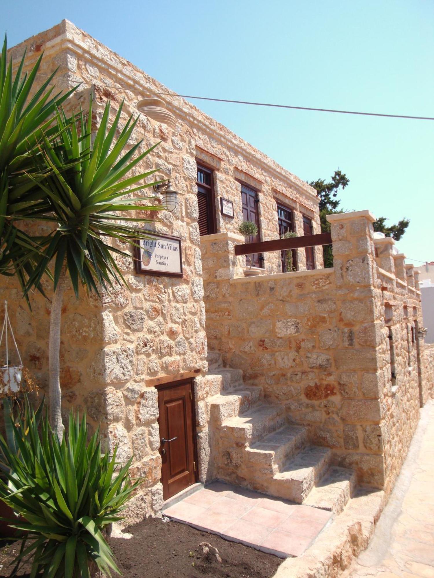 Bright Sun Villas Chalki Town エクステリア 写真